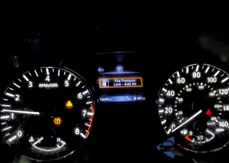 2017 Nissan Altima 2.5 z USA, uszkodzony, nr VIN 1N4AL3AP6HC242803